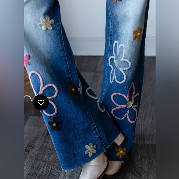 Oli & Hali Blue Floral Embroidered Jeans - Picture 6 of 9